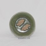 Antiker Teller mit Caladon Glasur mit 2 Fischen Ming Dy